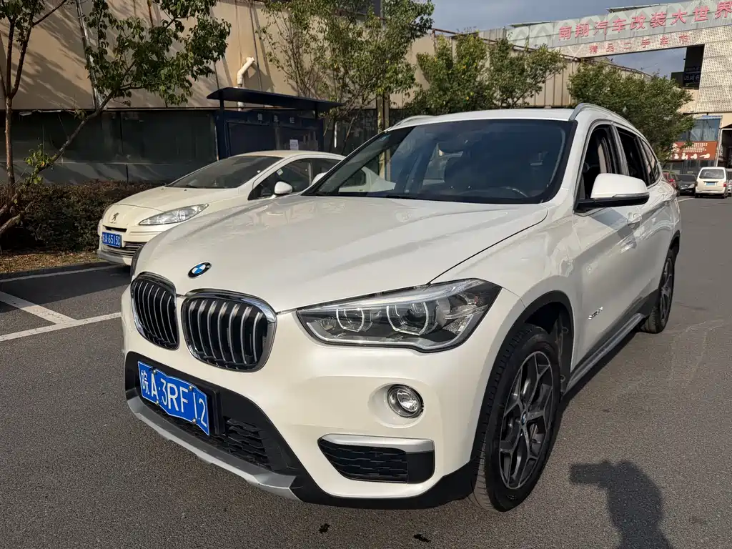 BMW X1 2018 sDrive18Li Exclusive Model купить на сайте DeffCars