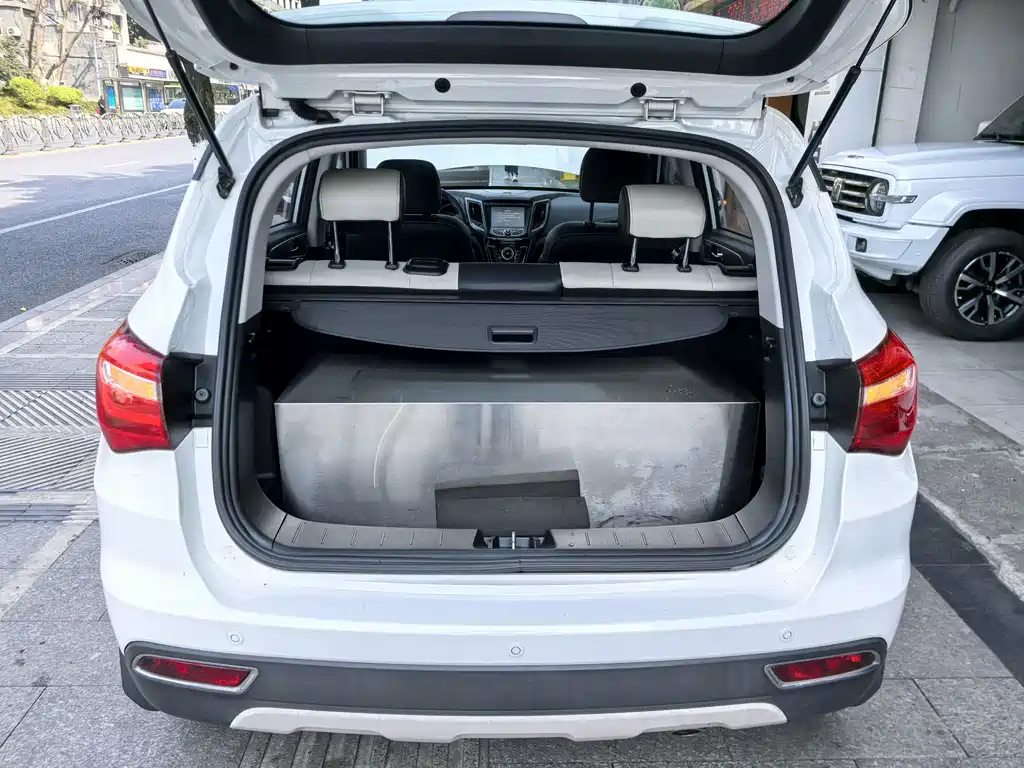 Changan CS35 2017 1.6L manual luxury model купить на сайте DeffCars