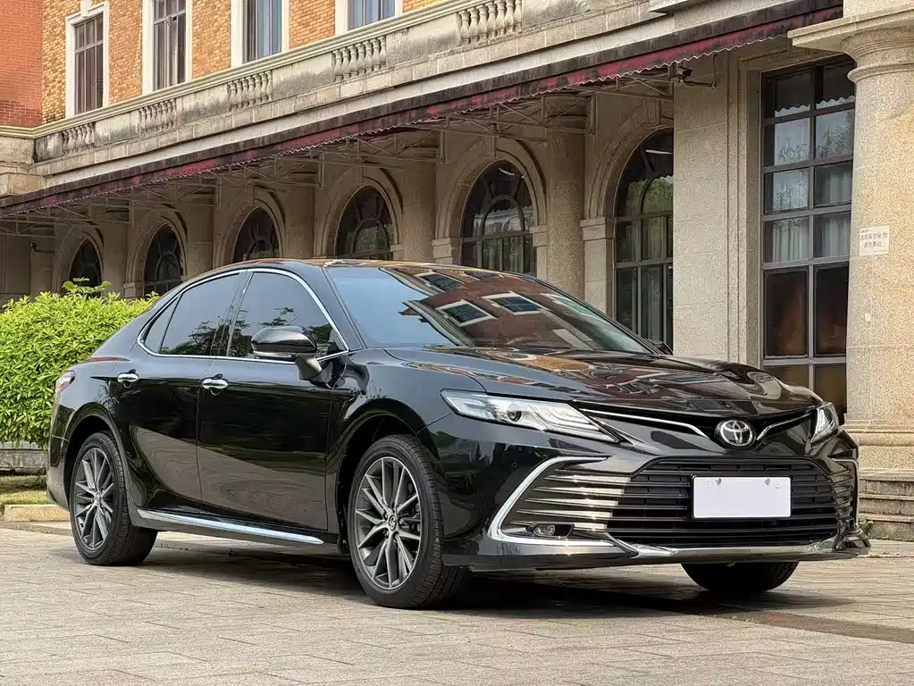 Camry 2023 2.5G Deluxe Edition купить на сайте DeffCars