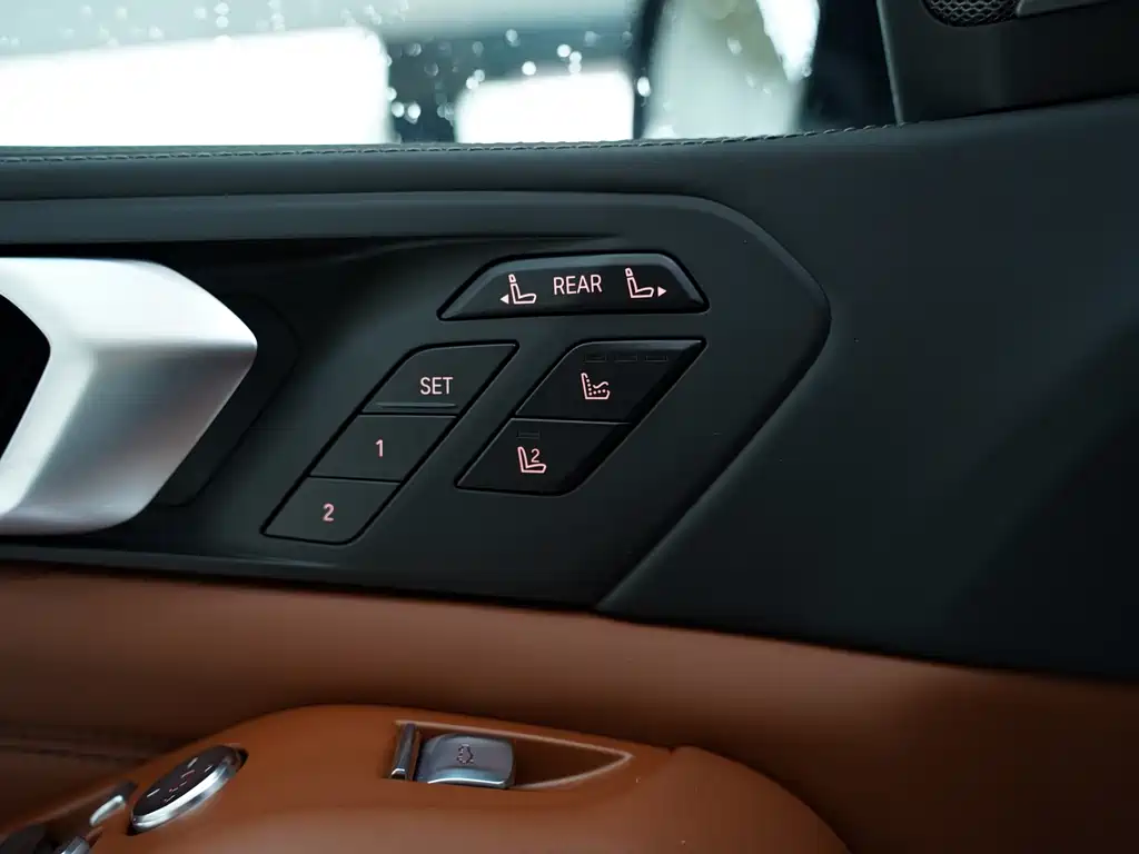 BMW X7 2021 xDrive40i Exclusive Luxury Package купить на сайте DeffCars