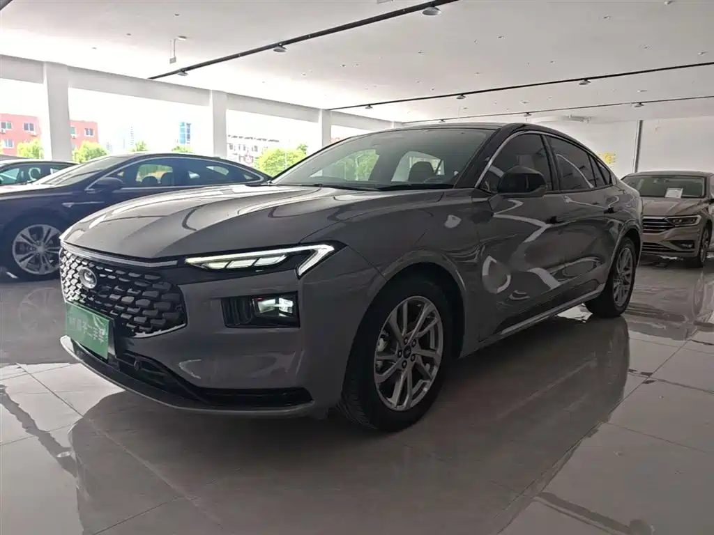 Mondeo 2023 EcoBoost 245 Luxury купить на сайте DeffCars