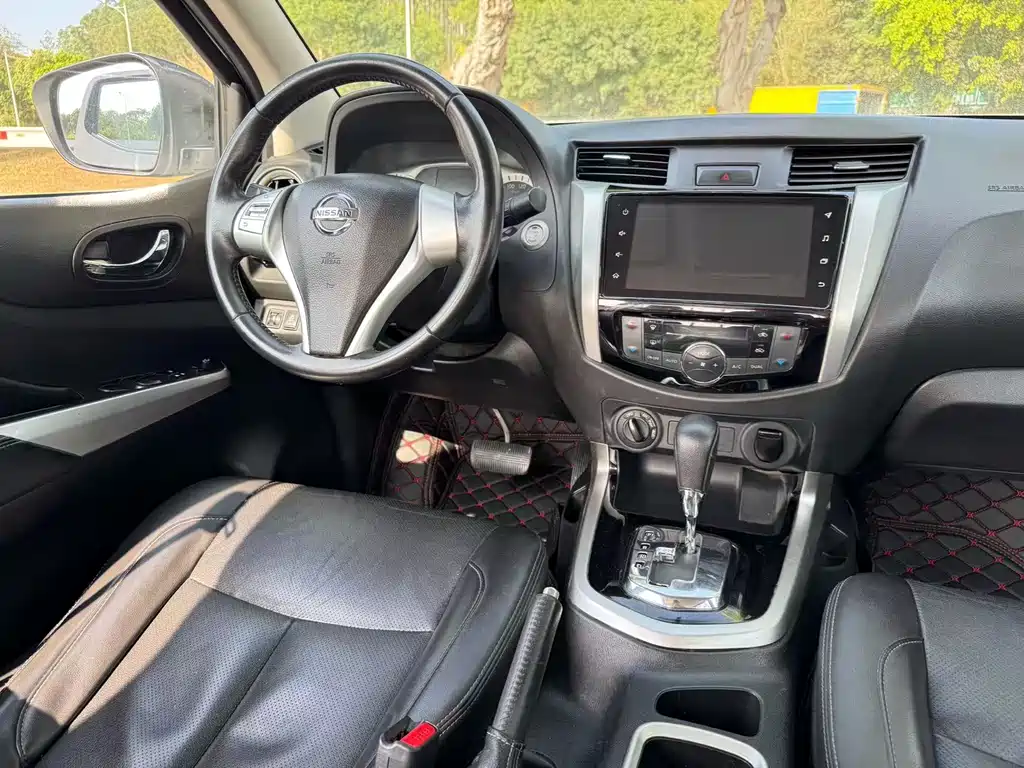 Navara 2021 2.5L automatic four-wheel drive premium model QR25 купить на сайте DeffCars