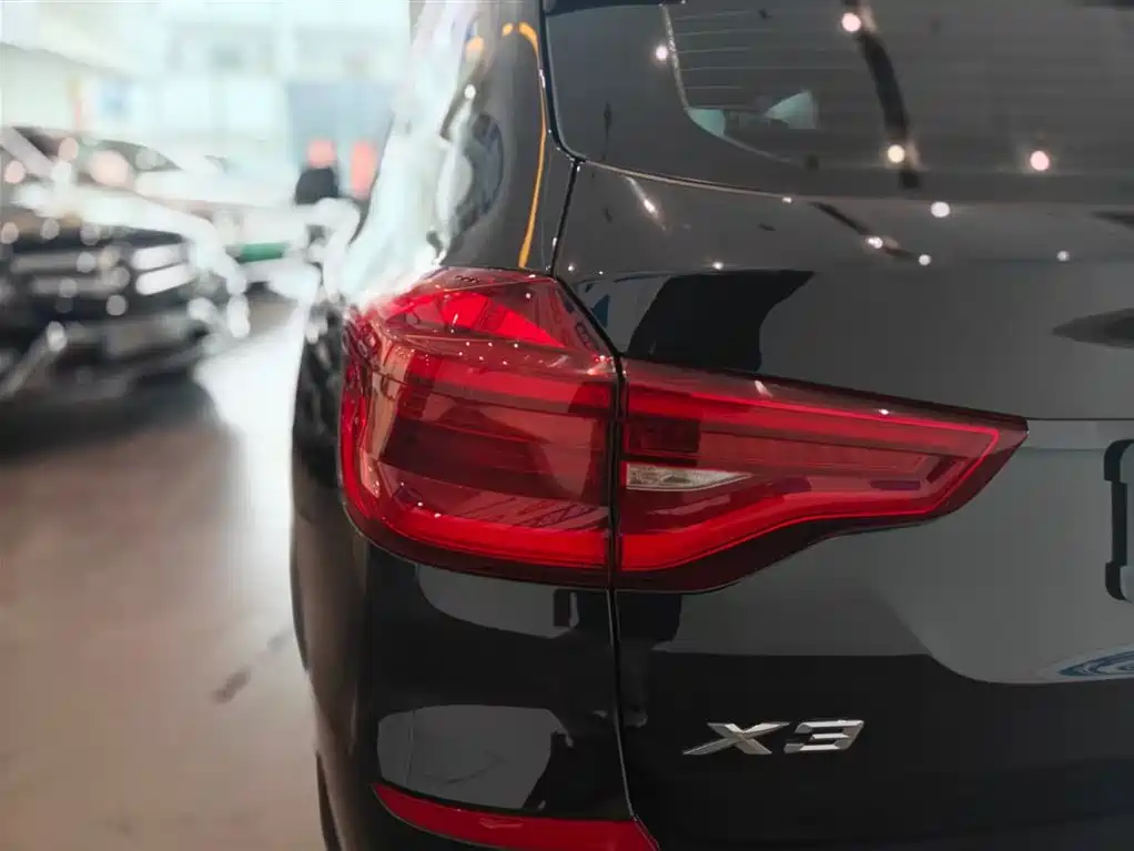 BMW X3 2021 xDrive28i Luxury Package купить на сайте DeffCars