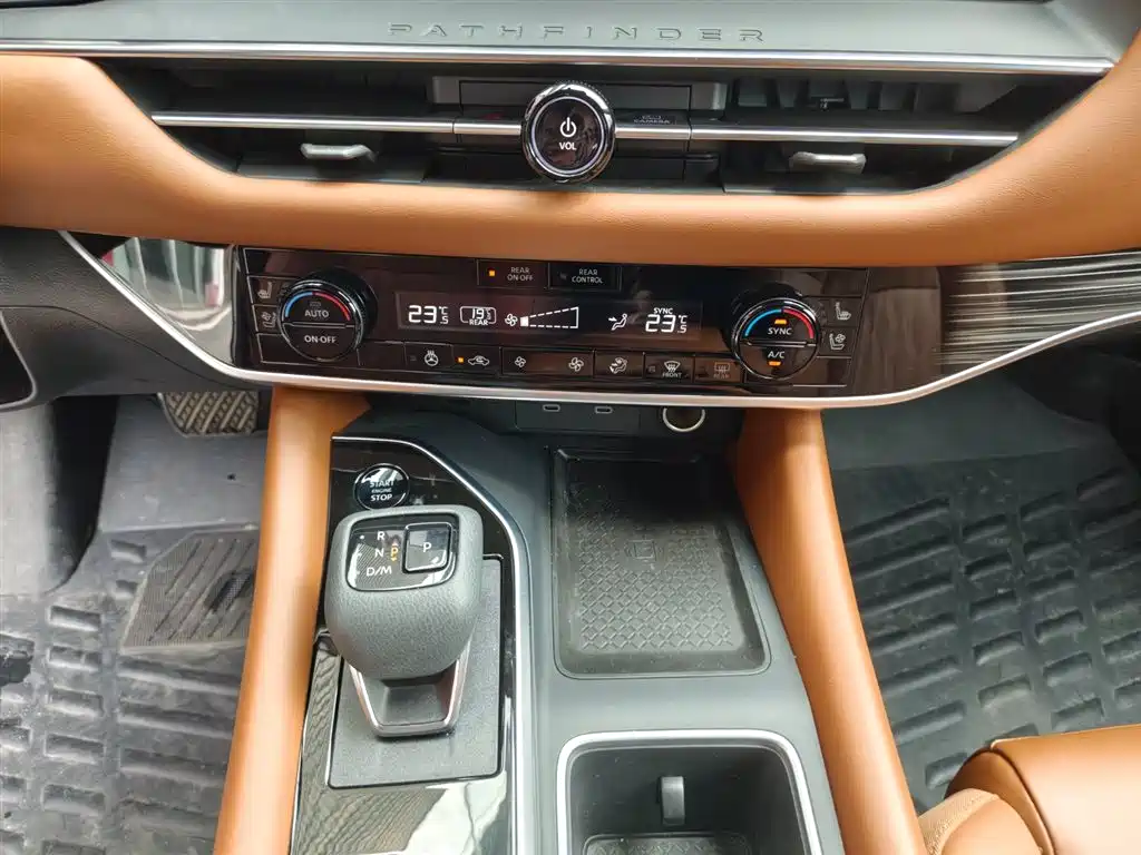 Tanlu 2024 380VC-TURBO four-wheel drive Zhizun Edition 6 seats купить на сайте DeffCars