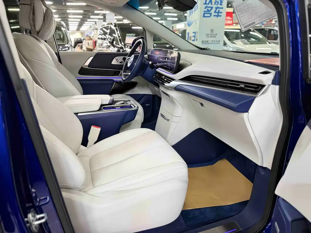Century 2023 2.0T Six-seater Yuanshi Edition купить на сайте DeffCars