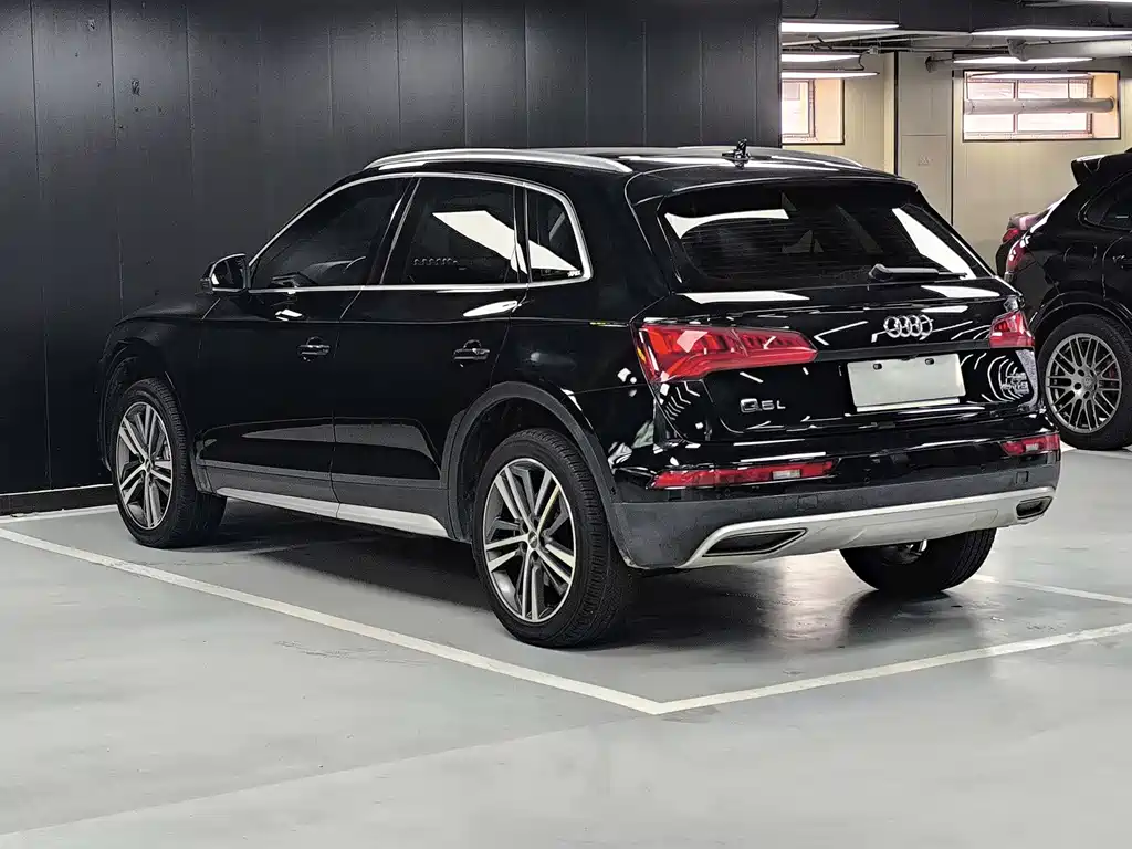 Audi Q5L 2020 45 TFSI exclusive and elegant model купить на сайте DeffCars
