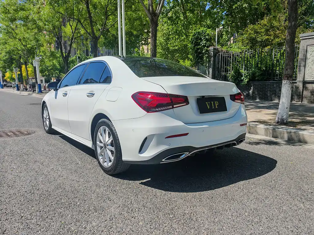 Mercedes-Benz A-Class 2021 A 200 L Sports Sedan Fashionable купить на сайте DeffCars
