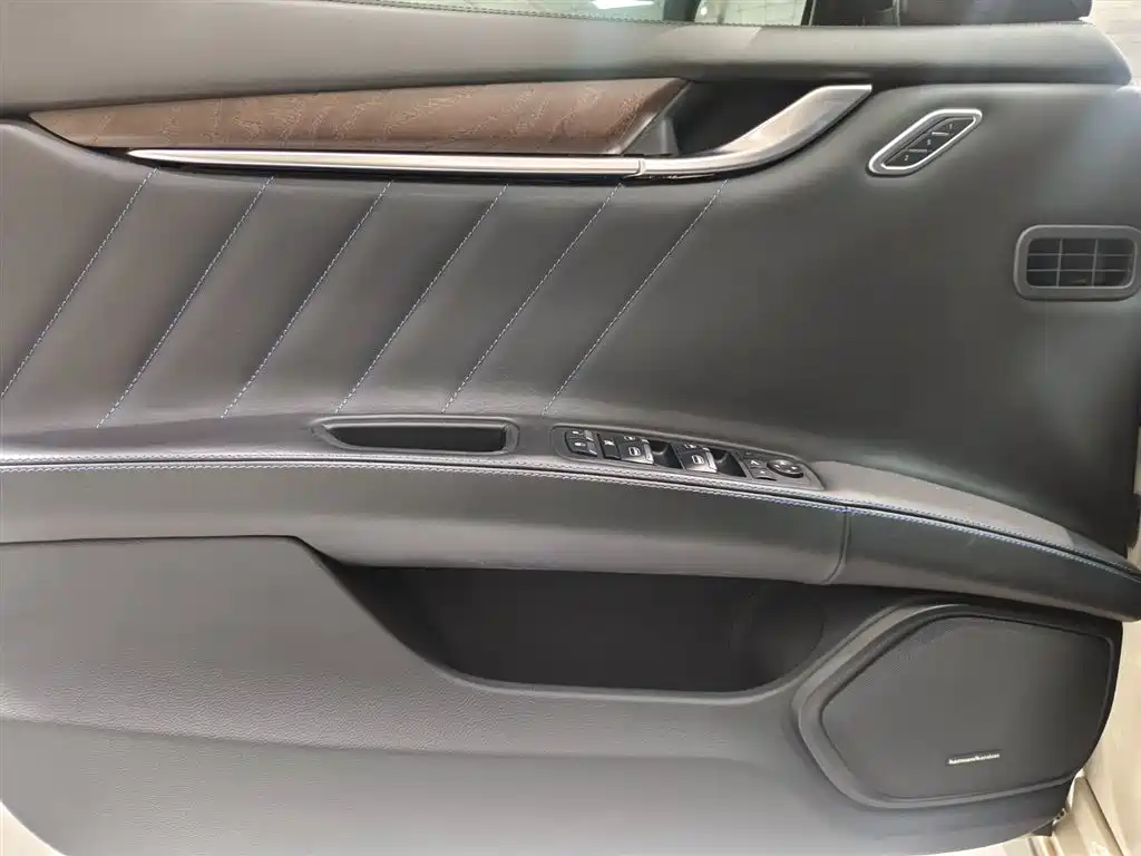 Ghibli 2021 2.0T Edge Edition купить на сайте DeffCars