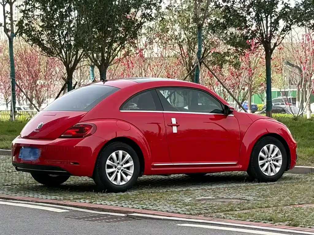 Beetle 2018 180TSI Yile Type купить на сайте DeffCars