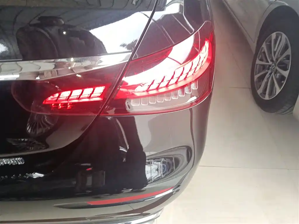 Mercedes-Benz E-Class 2023 E 300 L Fashion купить на сайте DeffCars