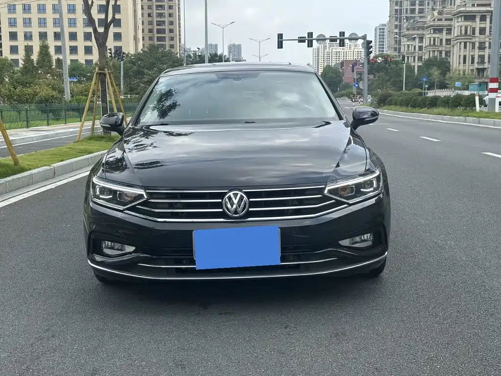 Magotan 2020 330TSI DSG leading model купить на сайте DeffCars