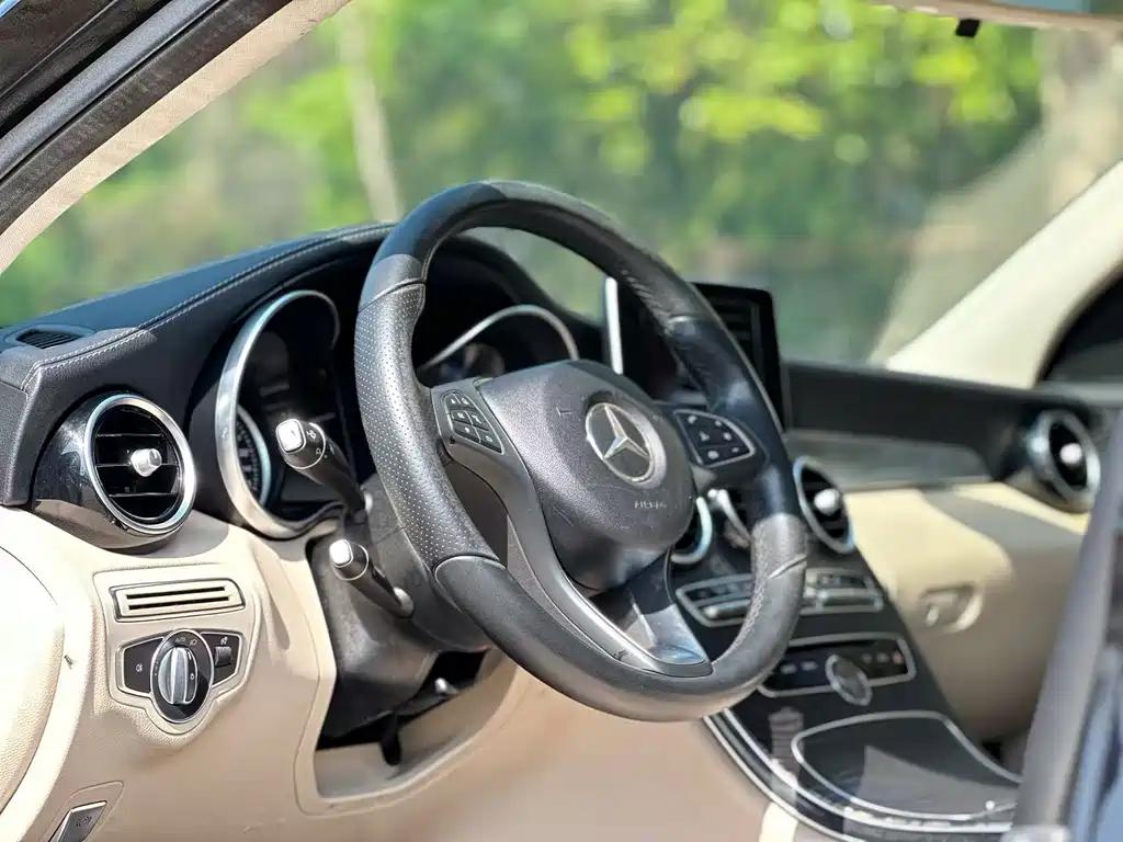 Mercedes-Benz C-Class 2017 C 200 L Sports Edition купить на сайте DeffCars