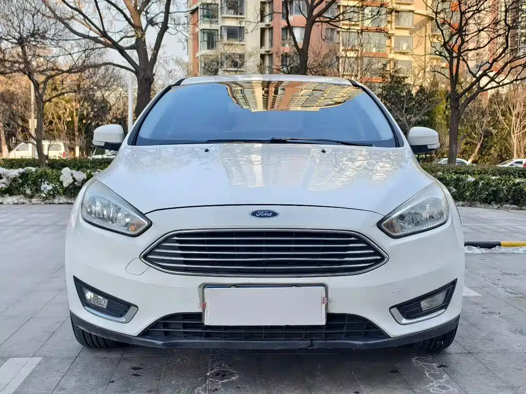 Focus 2017 Sedan EcoBoost 180 Automatic Elite купить на сайте DeffCars