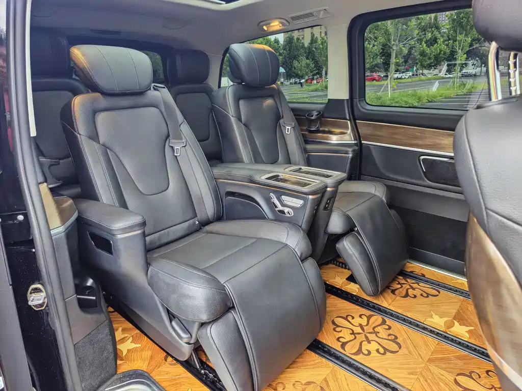 Mercedes-Benz V-Class 2020 V 260 Premium Edition купить на сайте DeffCars