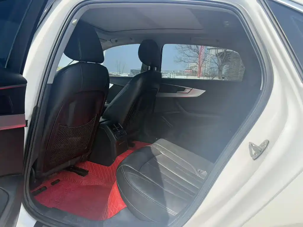 Audi A4L 2019 40 TFSI Fashion Type National V купить на сайте DeffCars