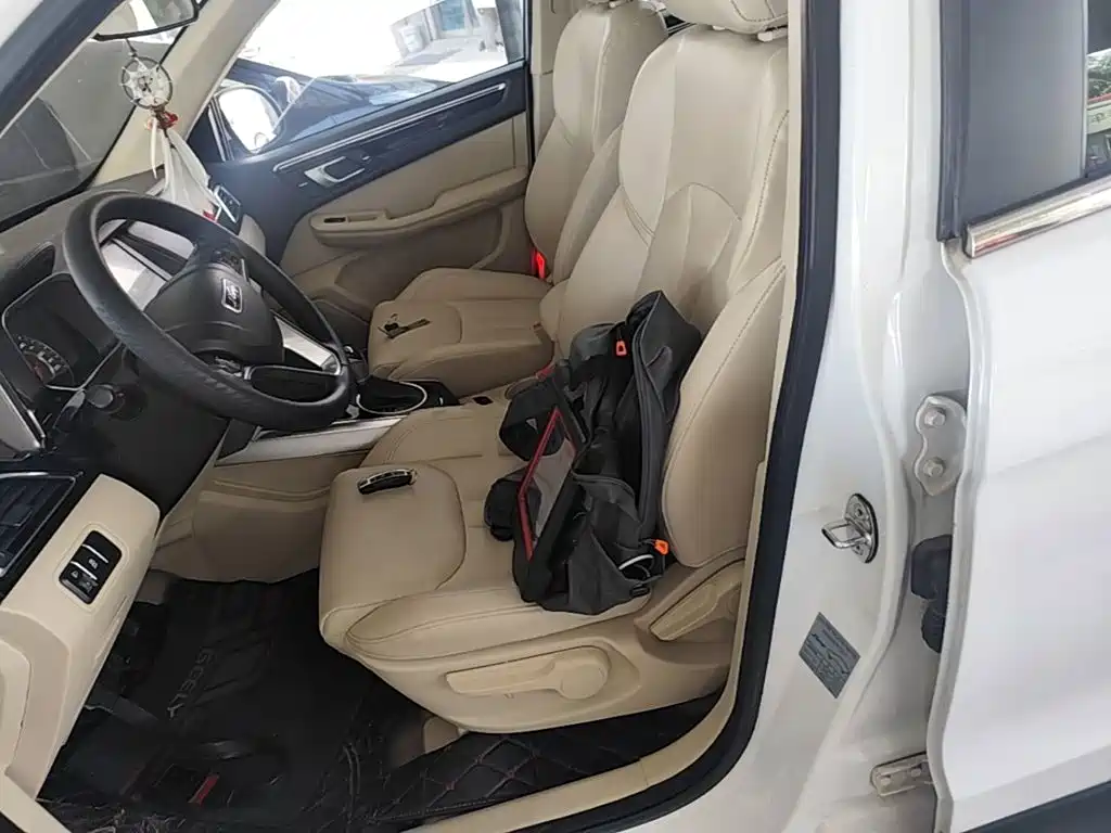 Damai X5 2017 upgraded version 1.5T CVT landlord type купить на сайте DeffCars