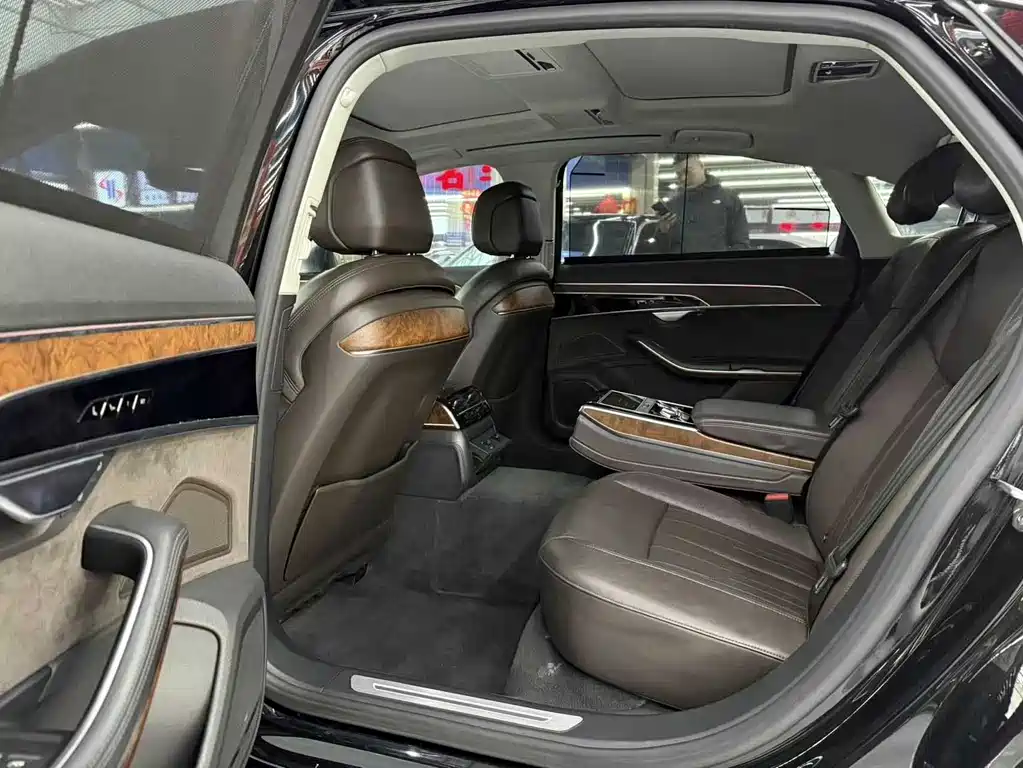 Audi A8 2018 A8L 55 TFSI quattro luxury model купить на сайте DeffCars