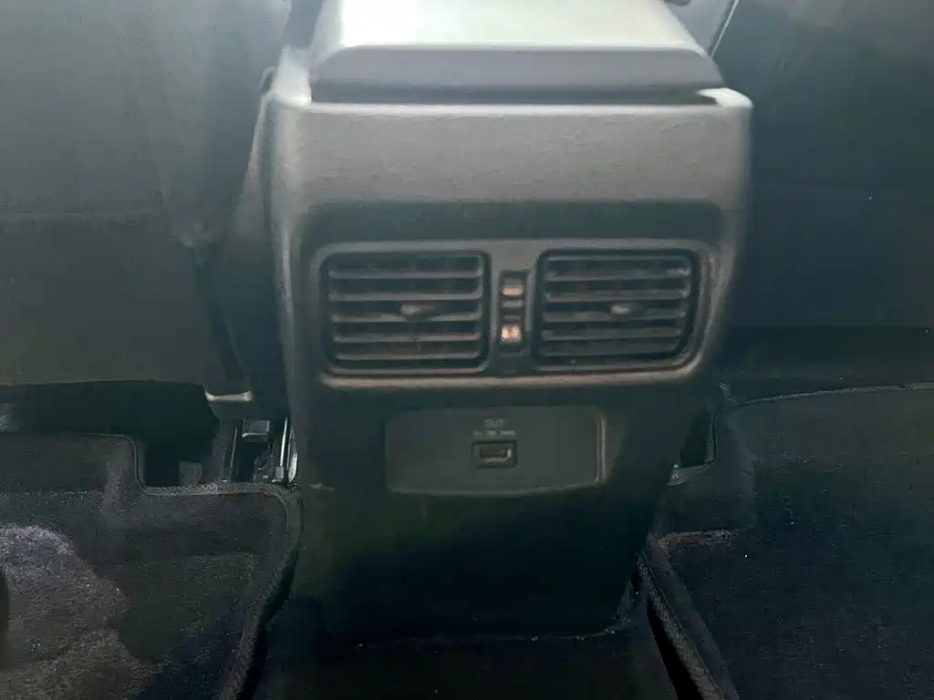 Tiida 2021 1.6L CVT Smart Travel Edition купить на сайте DeffCars
