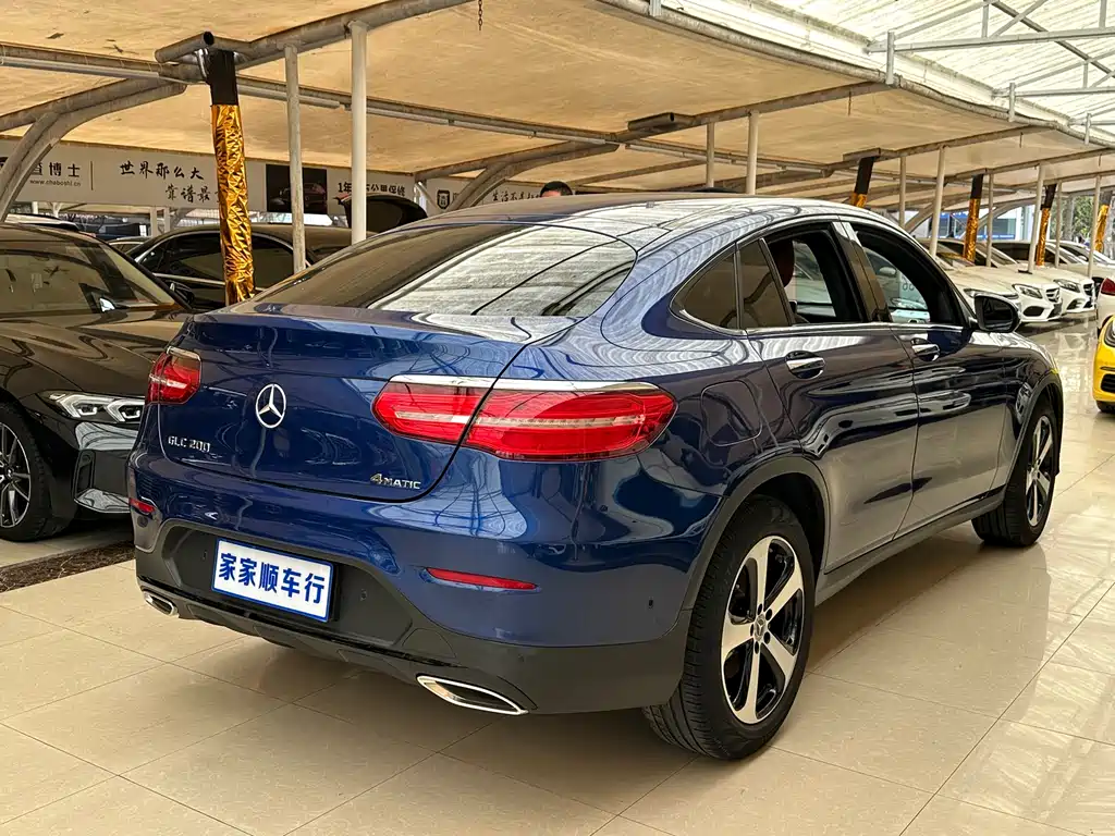 Mercedes-Benz GLC Coupe 2019 GLC 200 4MATIC Coupe SUV купить на сайте DeffCars
