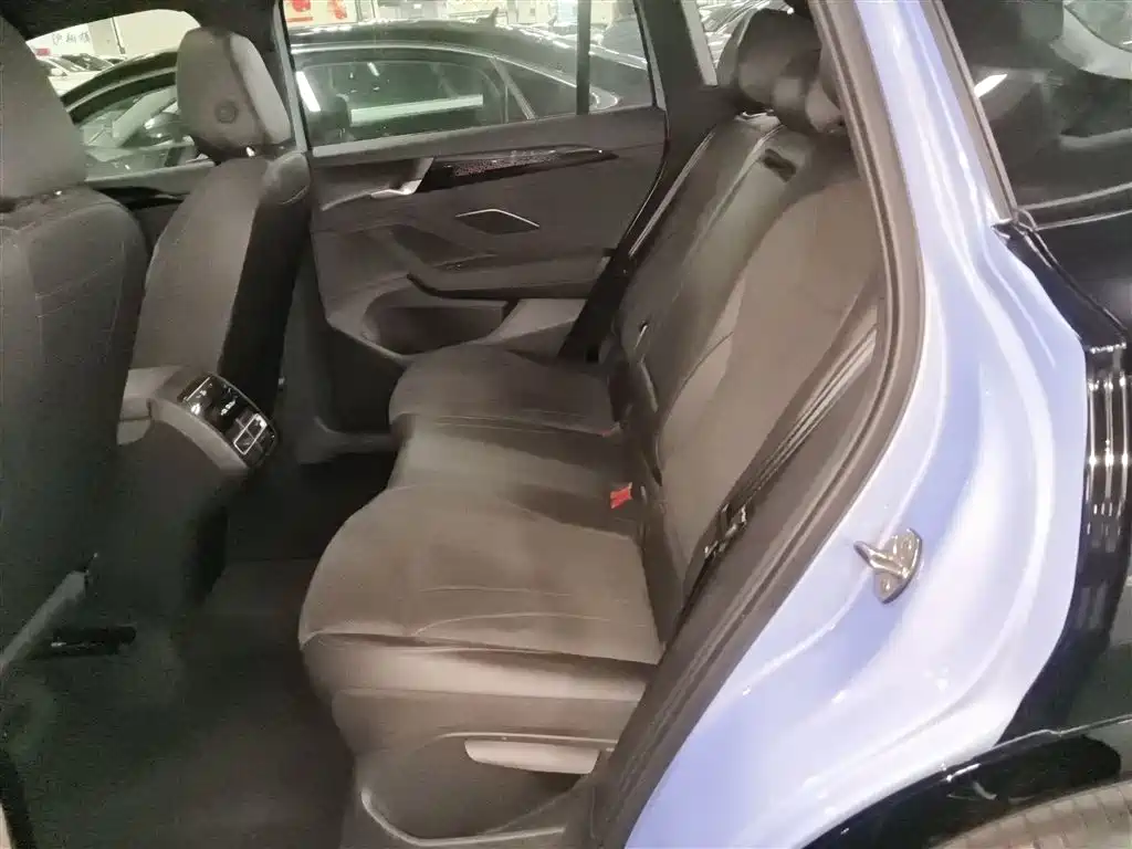 Tiguan L 2024 PRO 330TSI 2WD R-Line Zhizun Edition купить на сайте DeffCars