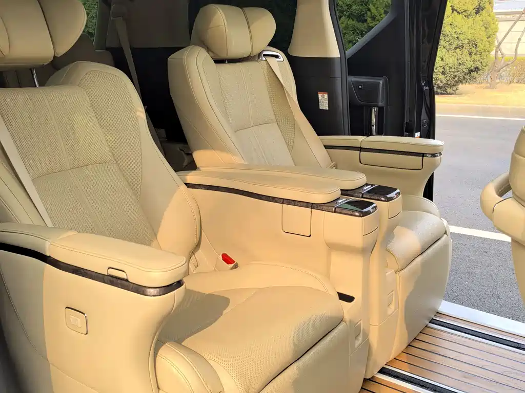 Wilfa 2021 Crown Dual Engine 2.5L HV Extreme Edition купить на сайте DeffCars