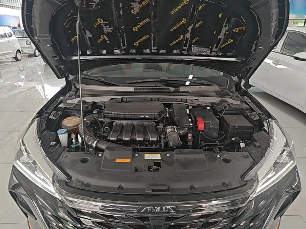 Yixuan 2023 Mach Edition 1.5L Automatic Wind Chasing Edition купить на сайте DeffCars