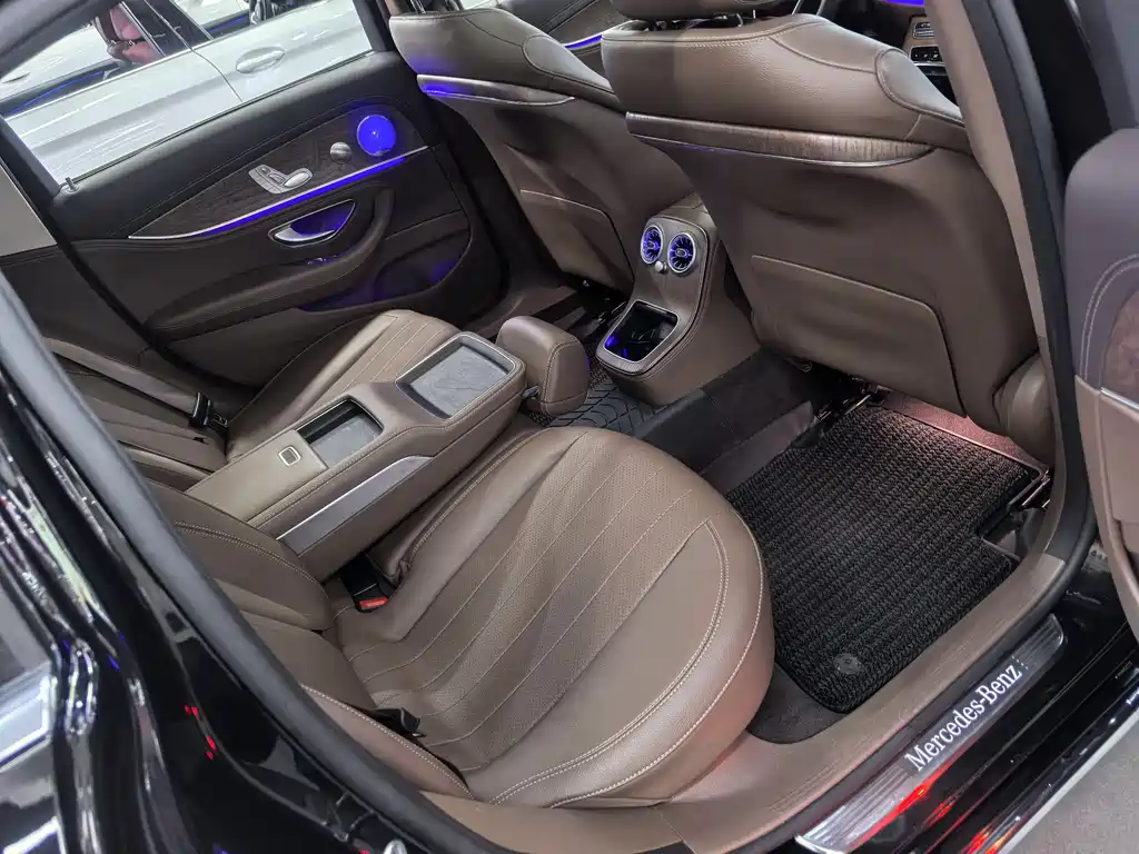 Mercedes-Benz E-Class 2023 E 300 L Luxury Model купить на сайте DeffCars
