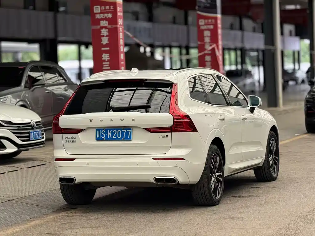 Volvo XC60 2019 T5 4WD Zhiyuan Edition National VI купить на сайте DeffCars