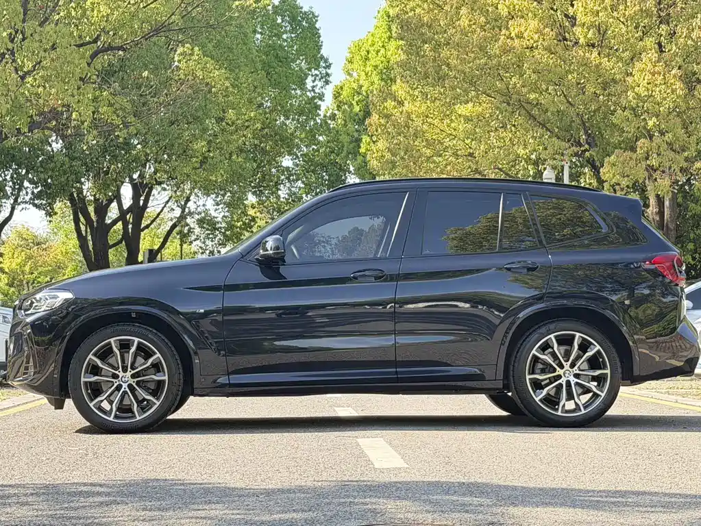 BMW X3 2023 xDrive30i Advanced M Night Package купить на сайте DeffCars