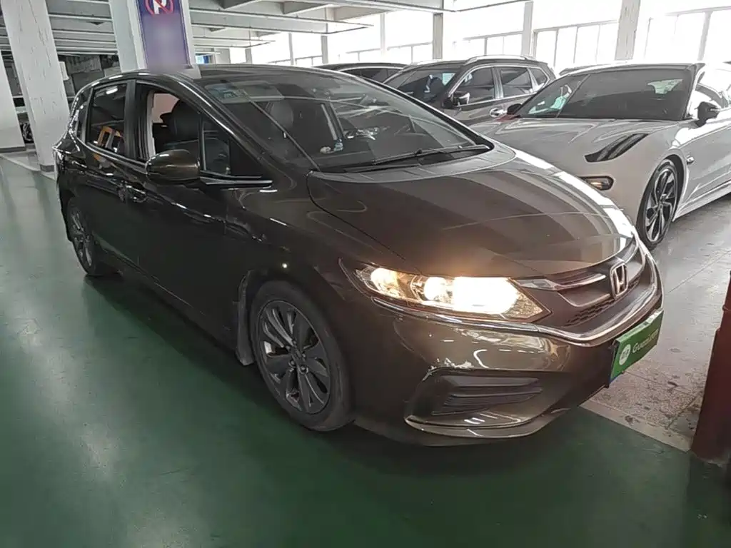 Jade 2017 1.8L automatic classic version 5 seats купить на сайте DeffCars