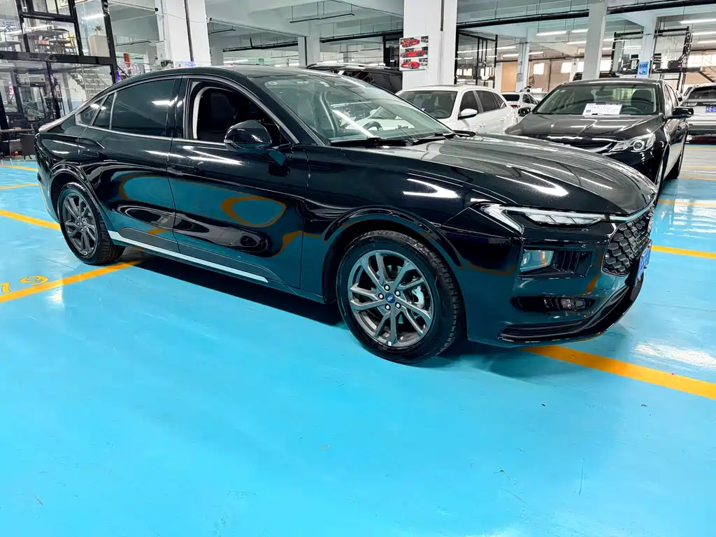 Mondeo 2025 1.5T EcoBoost Luxury купить на сайте DeffCars