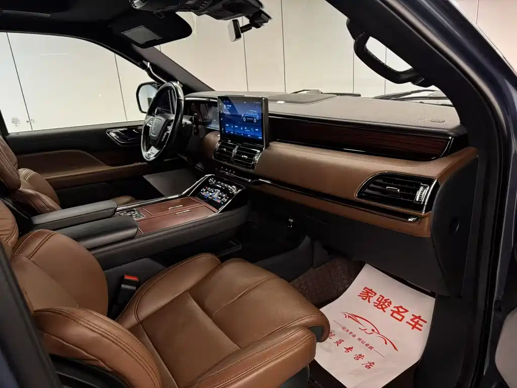 Navigator 2022 3.5T Honor Edition купить на сайте DeffCars