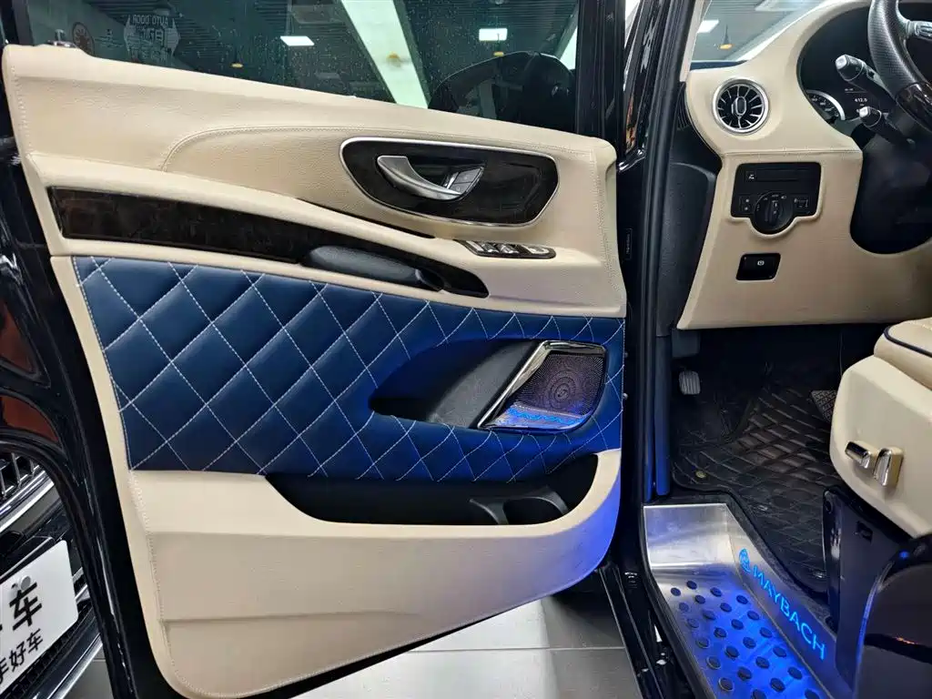 Vito 2021 2.0T Business Edition 7 seats купить на сайте DeffCars