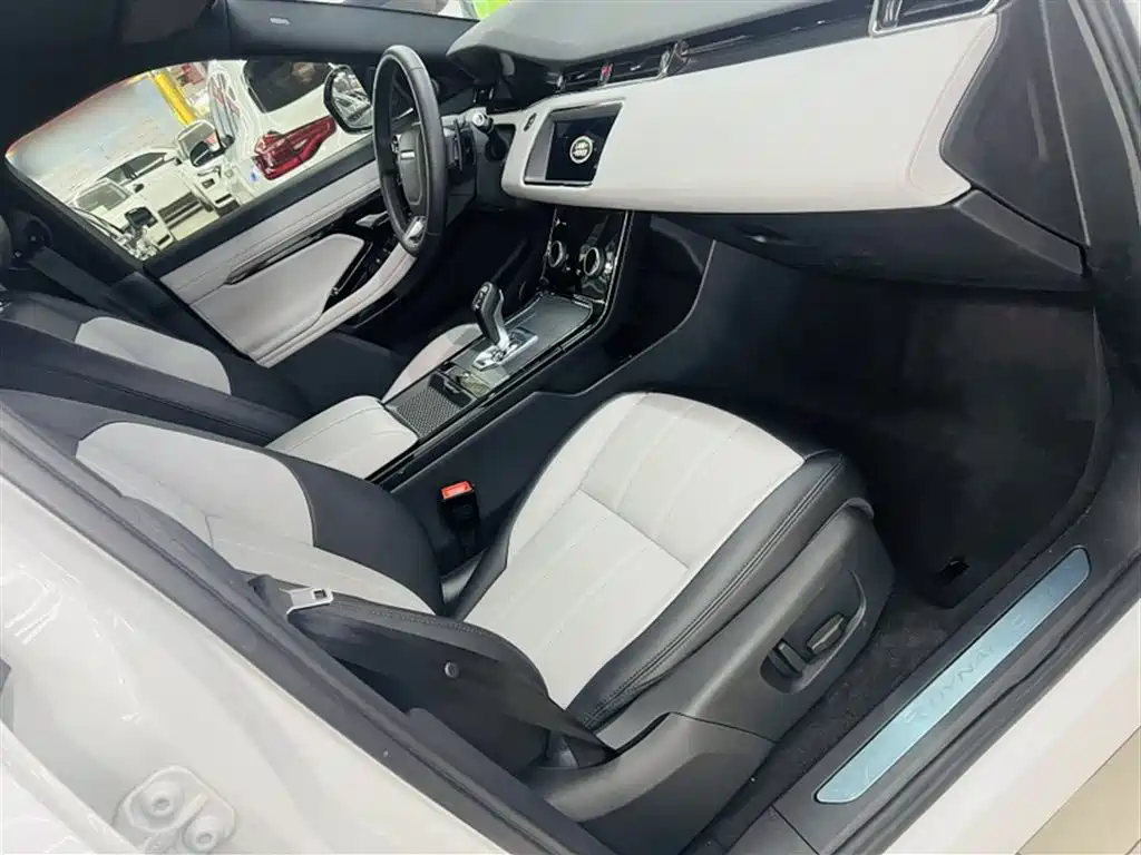 Range Rover Evoque 2020 249PS R-DYNAMIC S Black Sports Edition купить на сайте DeffCars