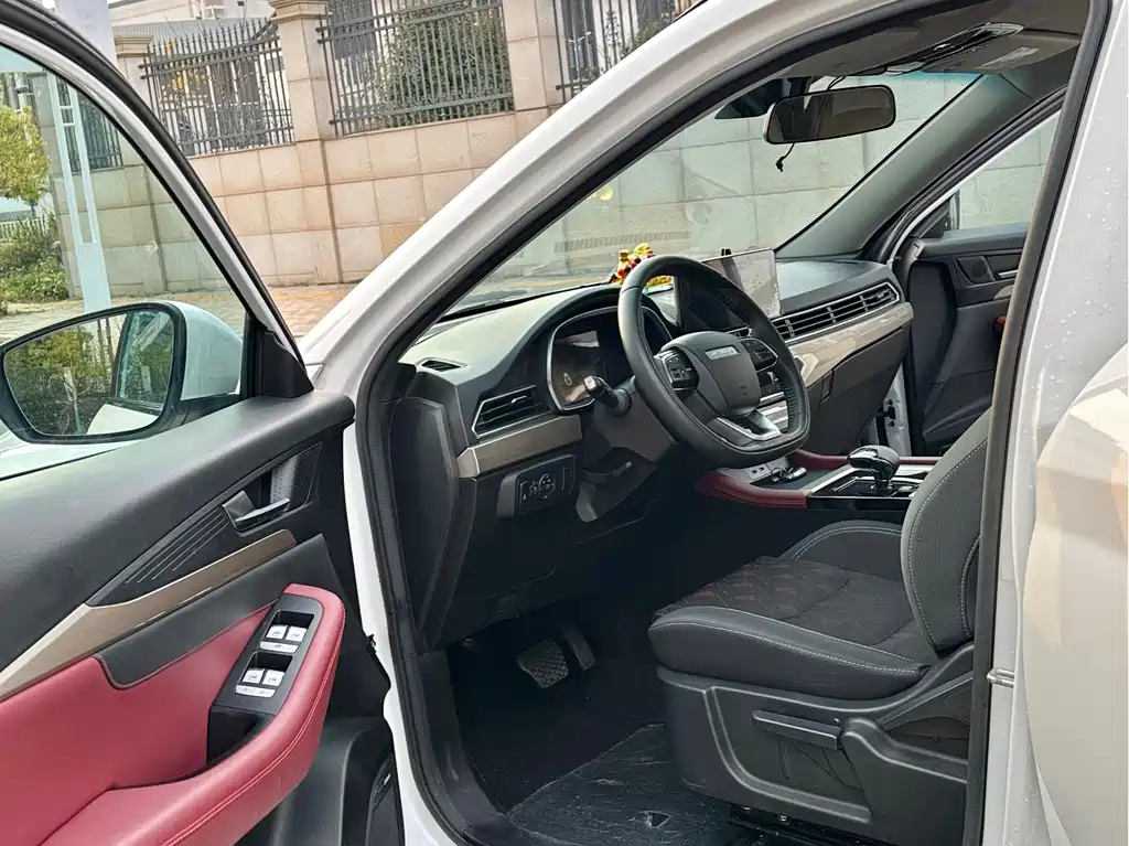 Jietu X70 2023 1.5T DCT flagship version 5 seats купить на сайте DeffCars