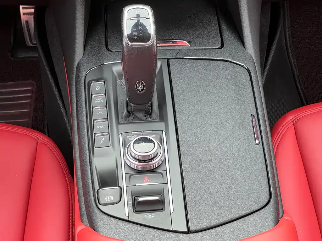 Levante 2021 3.0T Standard Edition купить на сайте DeffCars