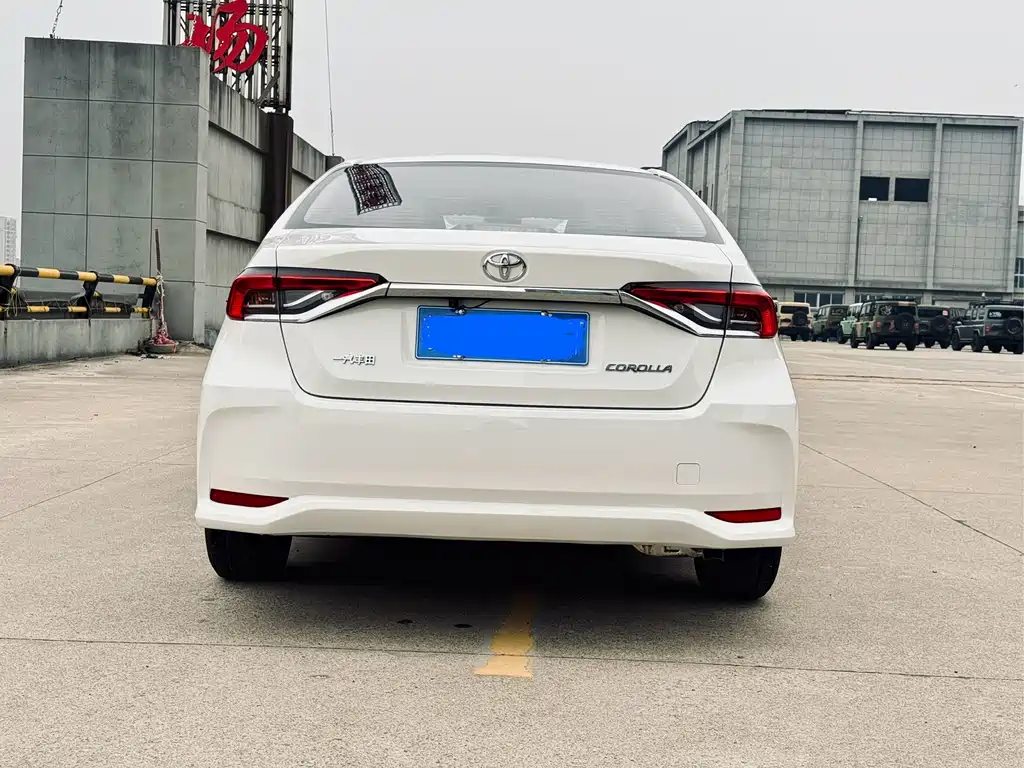 Corolla 2021 1.2T S-CVT Pioneer Edition купить на сайте DeffCars