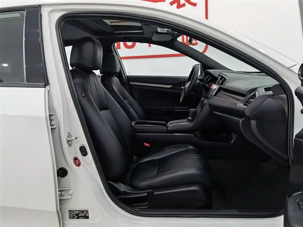 Civic 2021 HATCHBACK 220TURBO CVT cool control купить на сайте DeffCars