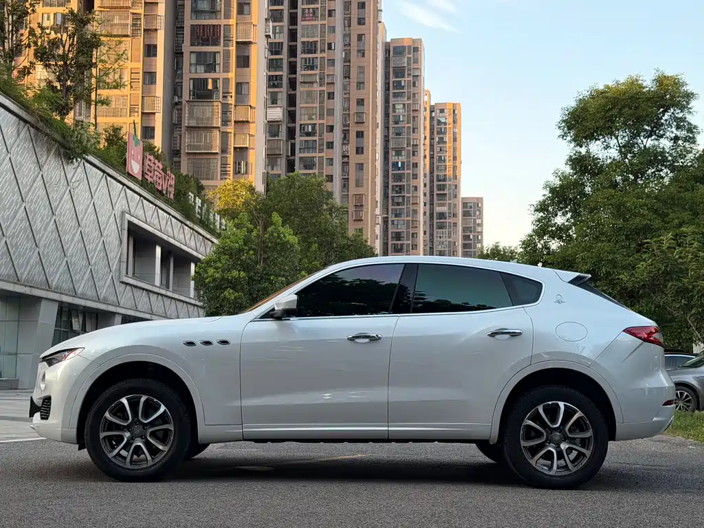 Levante 2019 3.0T Standard Edition National V купить на сайте DeffCars