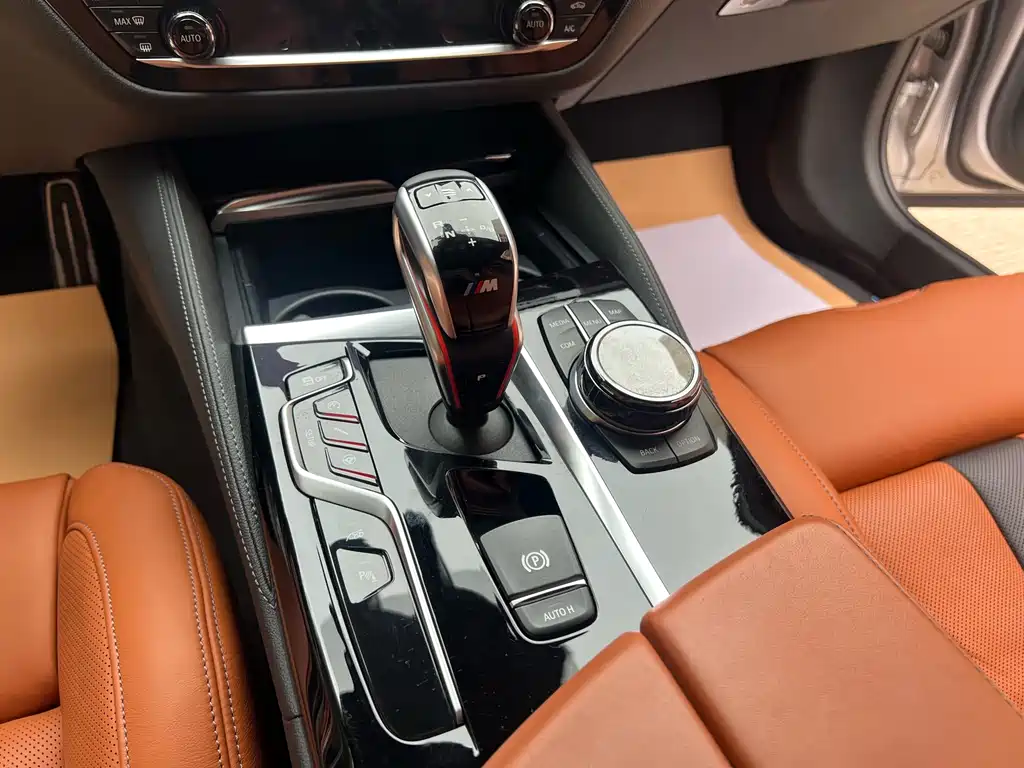 BMW M5 2018 M5 купить на сайте DeffCars