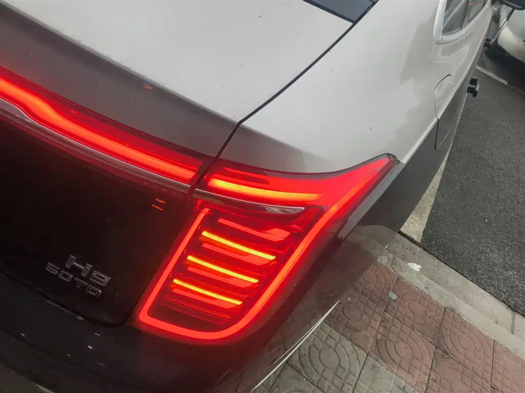 Hongqi H9 2020 3.0T Zhilian Qiling four-seater version купить на сайте DeffCars