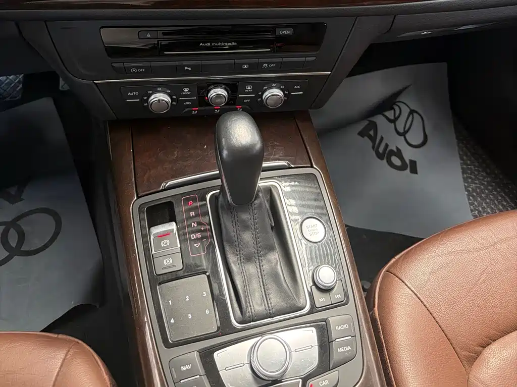 Audi A6L 2018 30th Anniversary Model TFSI Enterprising купить на сайте DeffCars