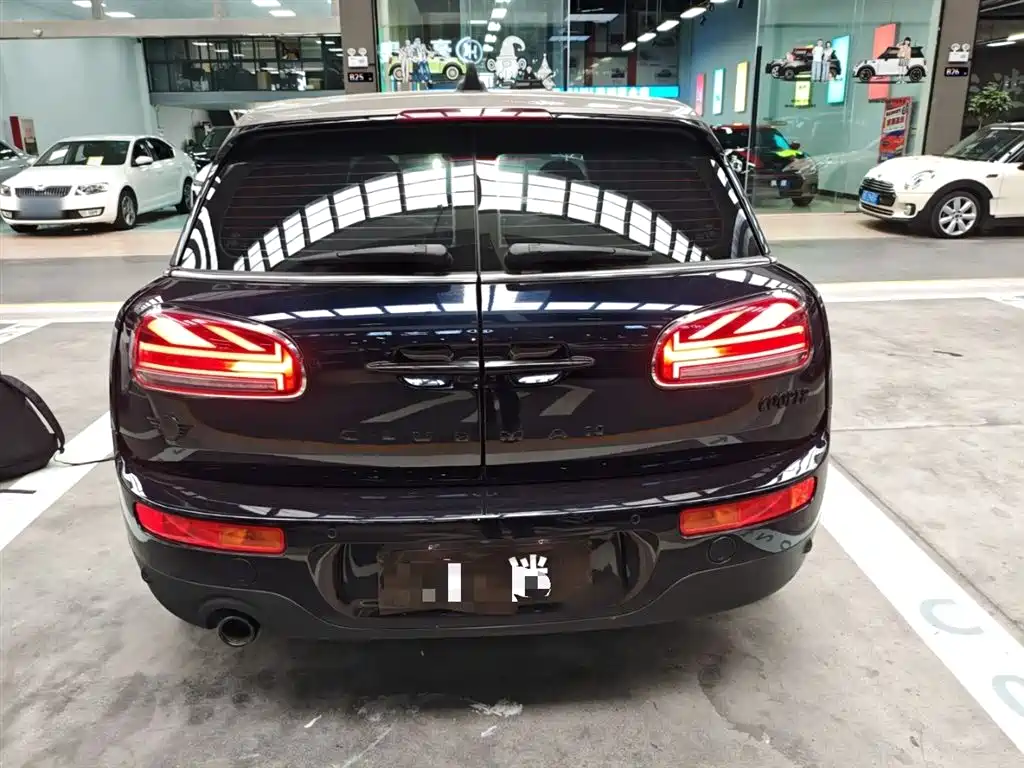 MINI CLUBMAN 2022 1.5T COOPER Connoisseur купить на сайте DeffCars