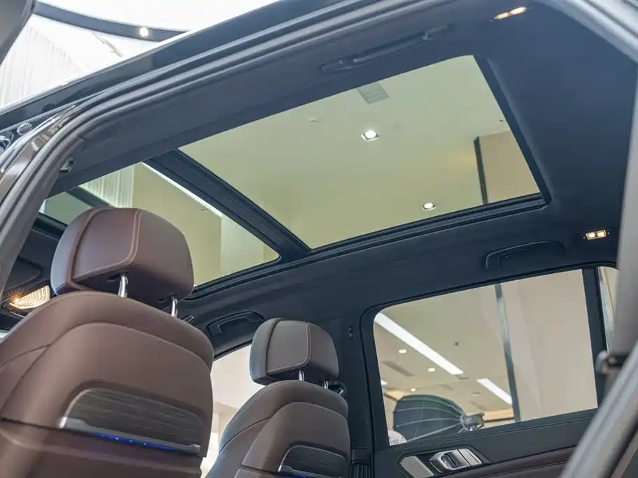 BMW X5 2022 facelift xDrive 40Li M sports package купить на сайте DeffCars