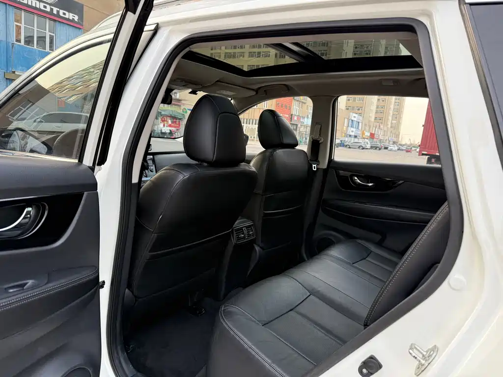 X-Trail 2019 2.0L CVT Comfort Edition 2WD купить на сайте DeffCars