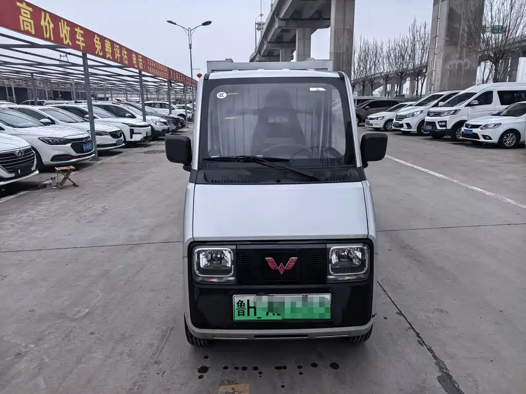 Wuling E10 2023 Practical Model купить на сайте DeffCars