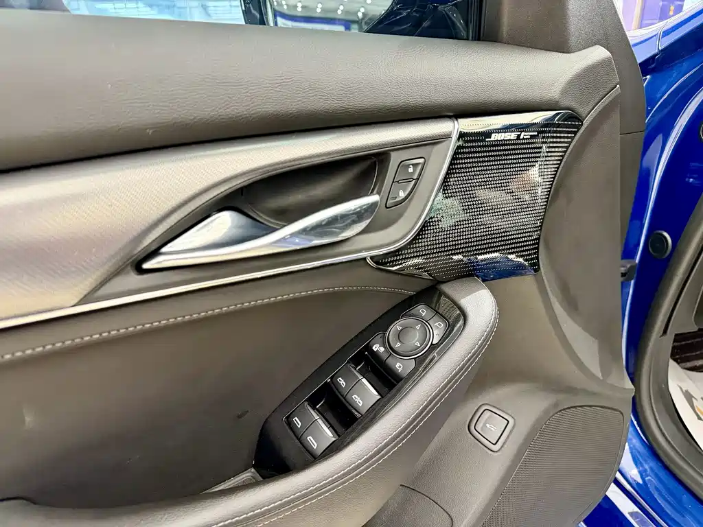 Cadillac CT5 2021 28T luxury model купить на сайте DeffCars