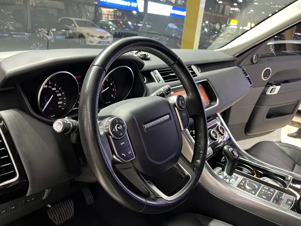 Range Rover Sport 2017 3.0 SC V6 HSE купить на сайте DeffCars