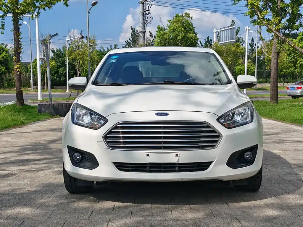 Escort 2017 facelift 1.5L automatic comfort model купить на сайте DeffCars