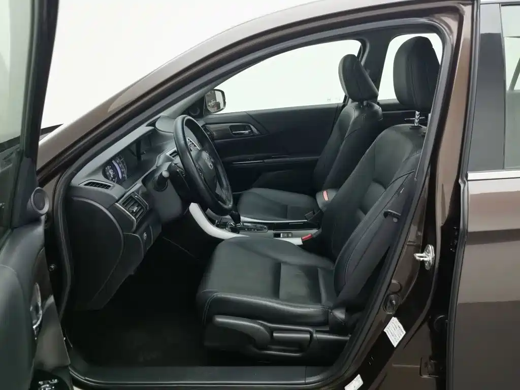 Accord 2016 2.4L Comfort Edition купить на сайте DeffCars